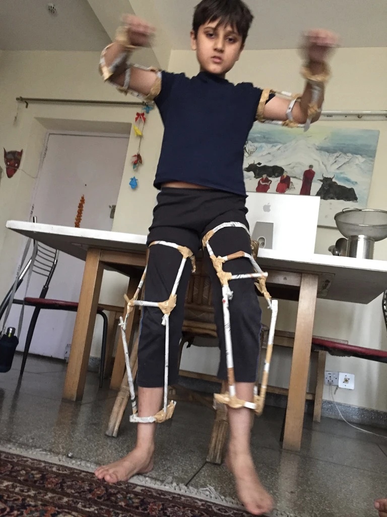iron-man-suit-06-leg-modules-model-2-way-leg