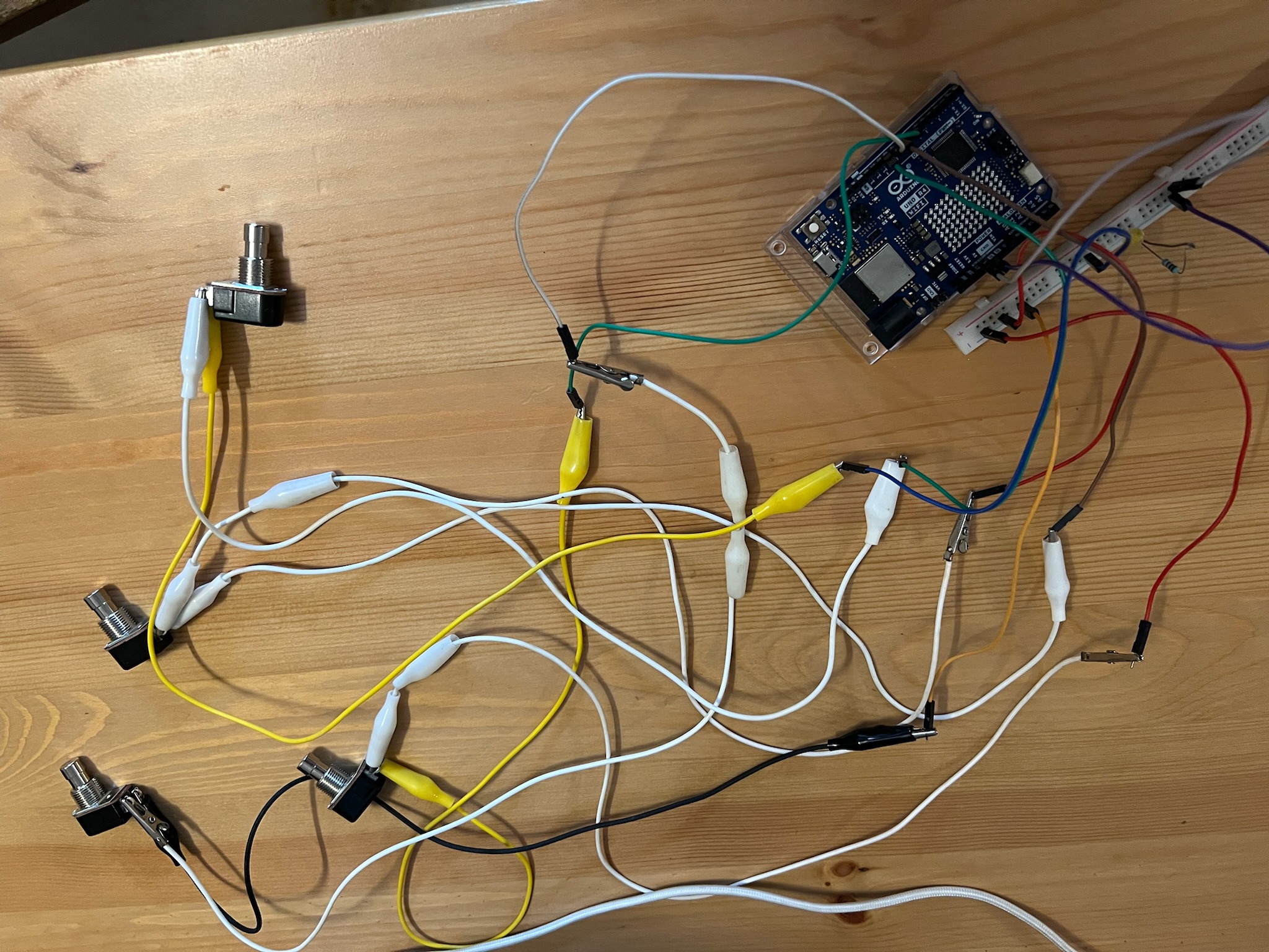 midi-footswitch-06-preliminary-circuit